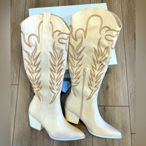 New in box - Cowboy boots knee high